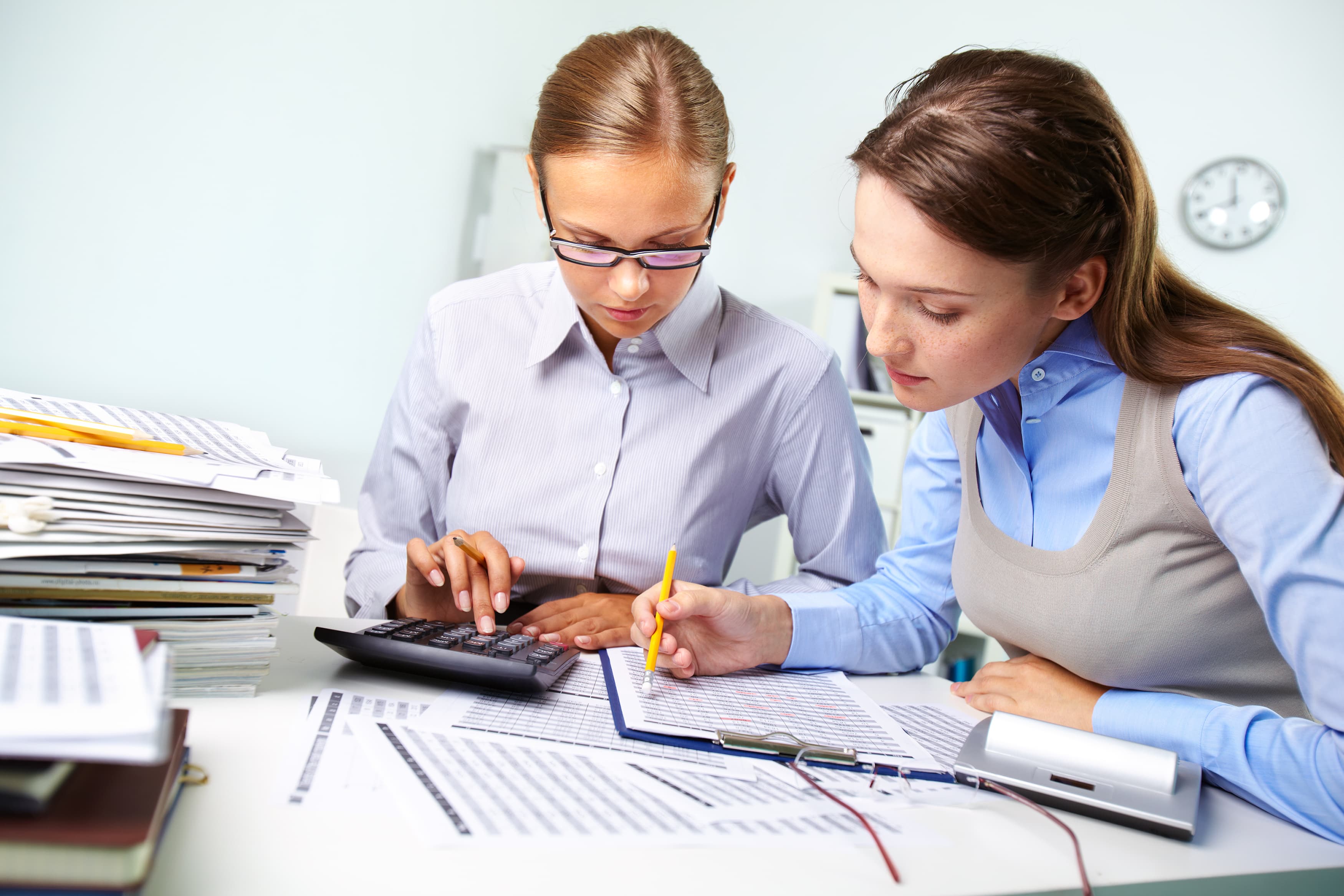 Leads Financial Accounting Dashboard